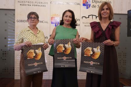 Imagen Alejandra Martínez de Miguel y Dulzaro centran el protagonismo de una décima edición del festival de poesía Panduro Brieva mucho más...